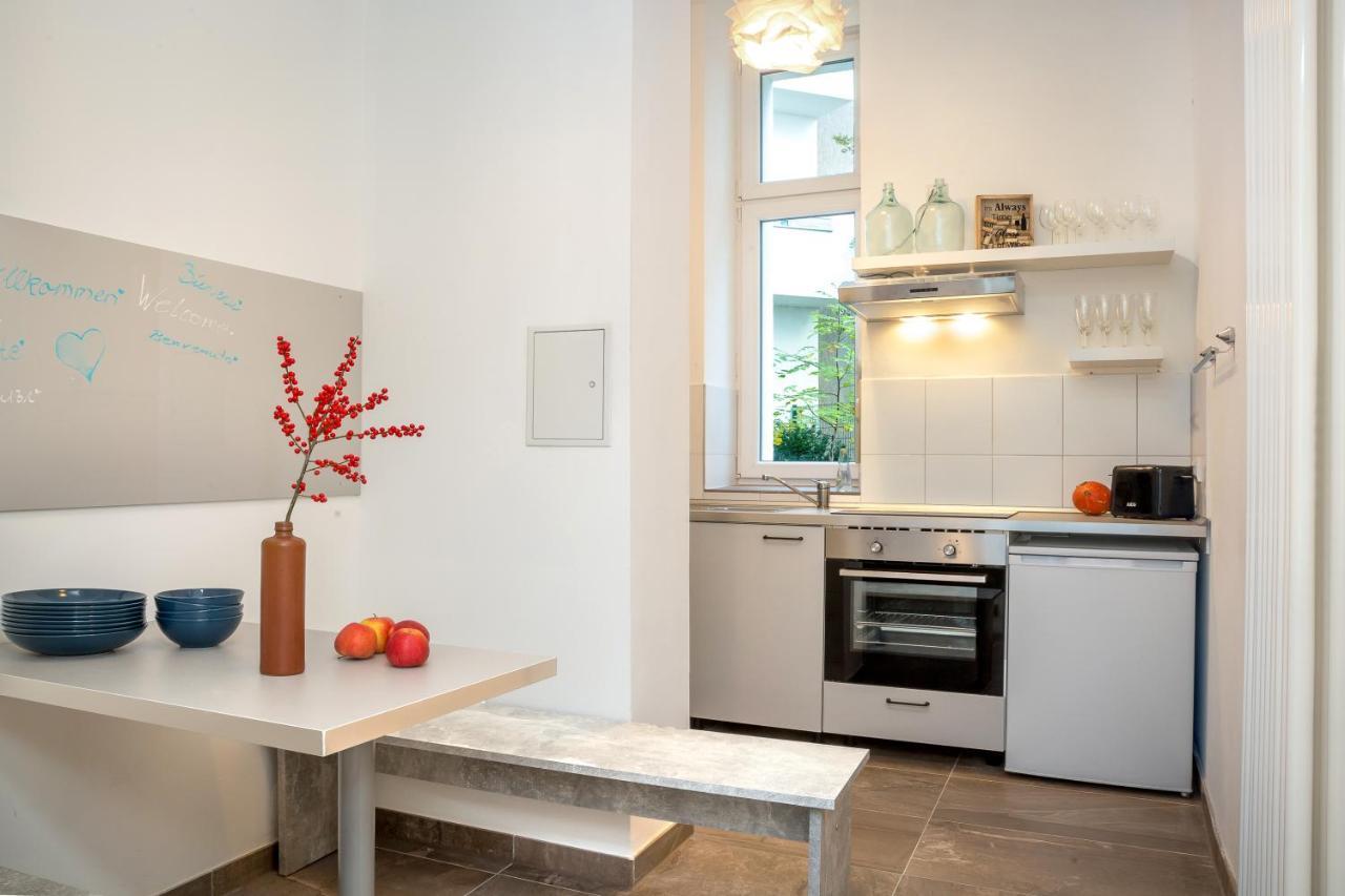 Newton-Appartement Mit 3 Schlafzimmern Berlin Exterior photo